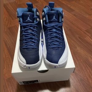Jordan 12 indigo size 4.5y/ 6 wmns